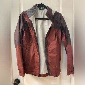 New REI women rain jacket